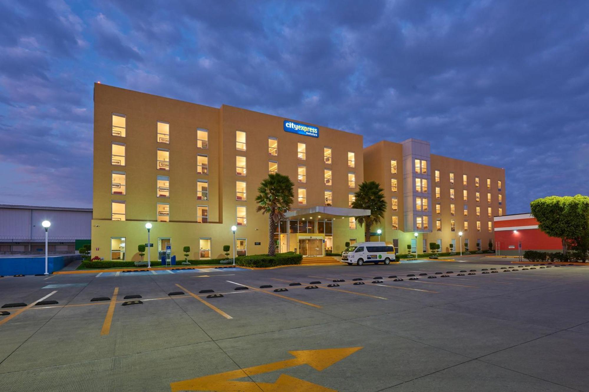 City Express By Marriott Ciudad De Mexico Plaza Central Buitenkant foto